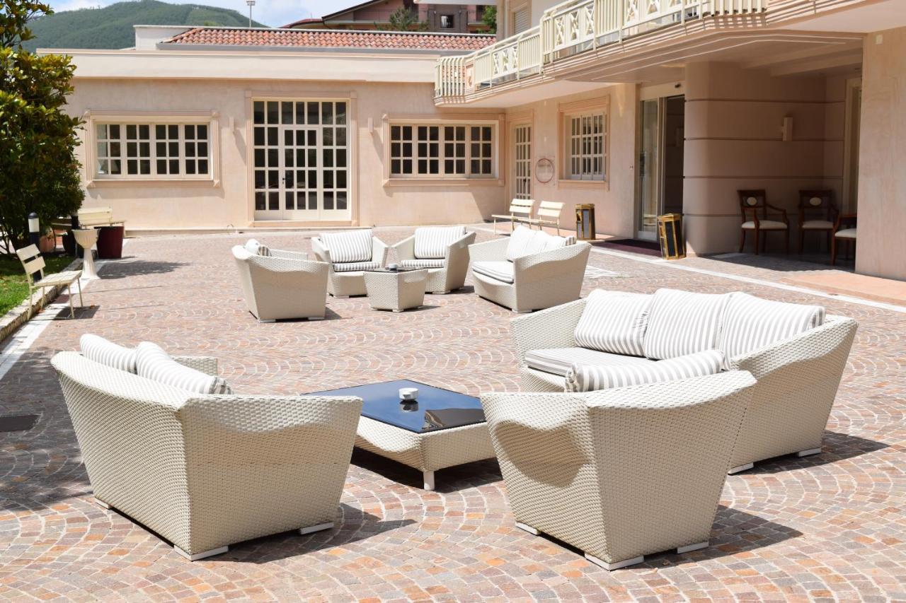 Green Park Hotel Mercogliano Eksteriør billede